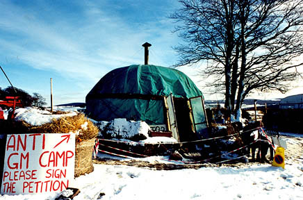 Munlochy G M Vigil Yurt, Winter 2001-2002